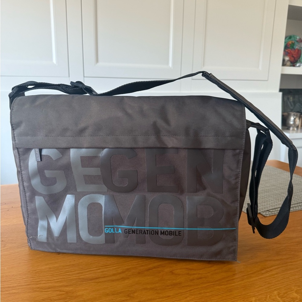 Golla Olive/Brown Messenger Bag